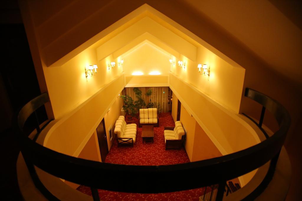 Hotel Mara Baia Mare Exteriör bild