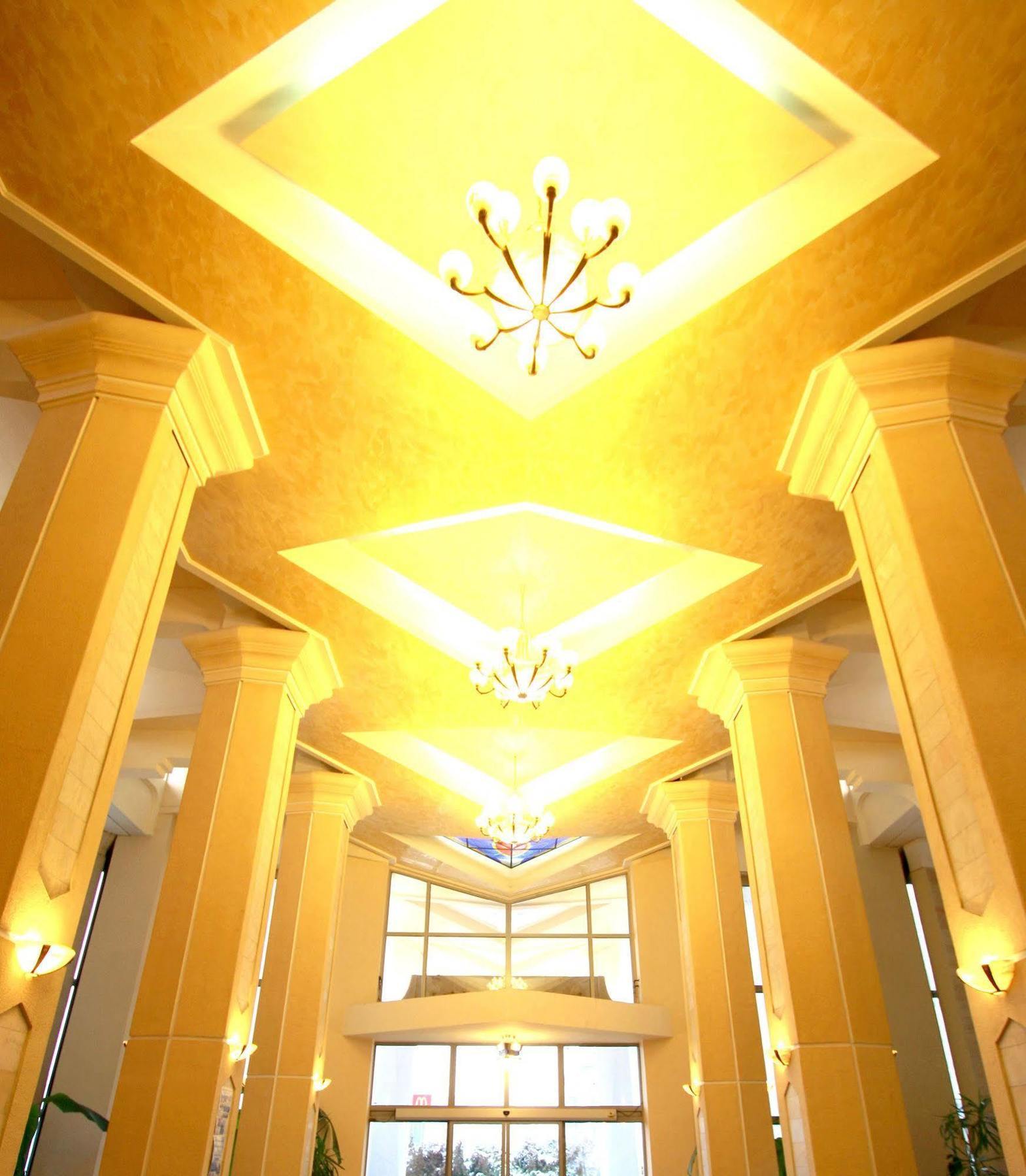 Hotel Mara Baia Mare Exteriör bild